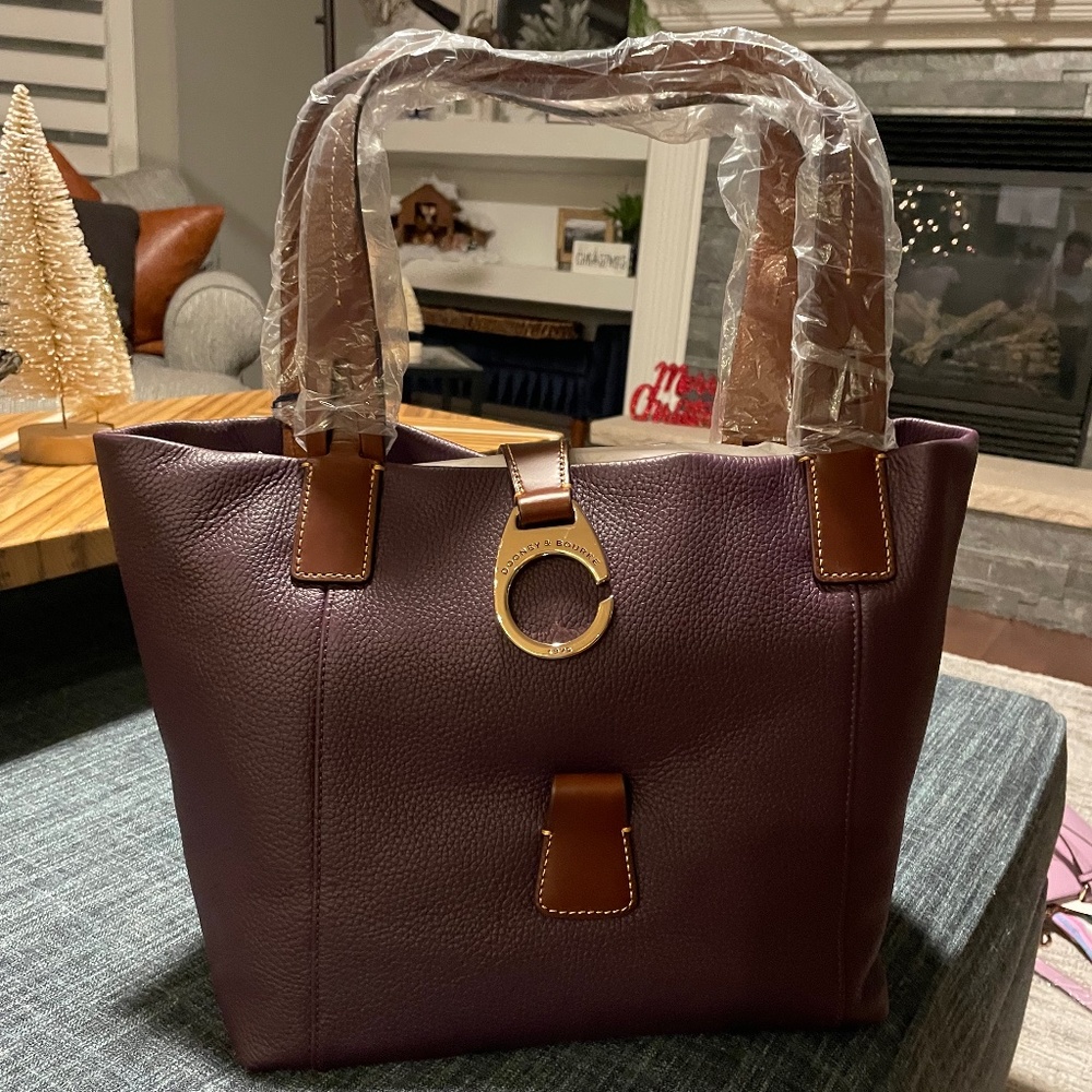 Dooney and Bourke bag
